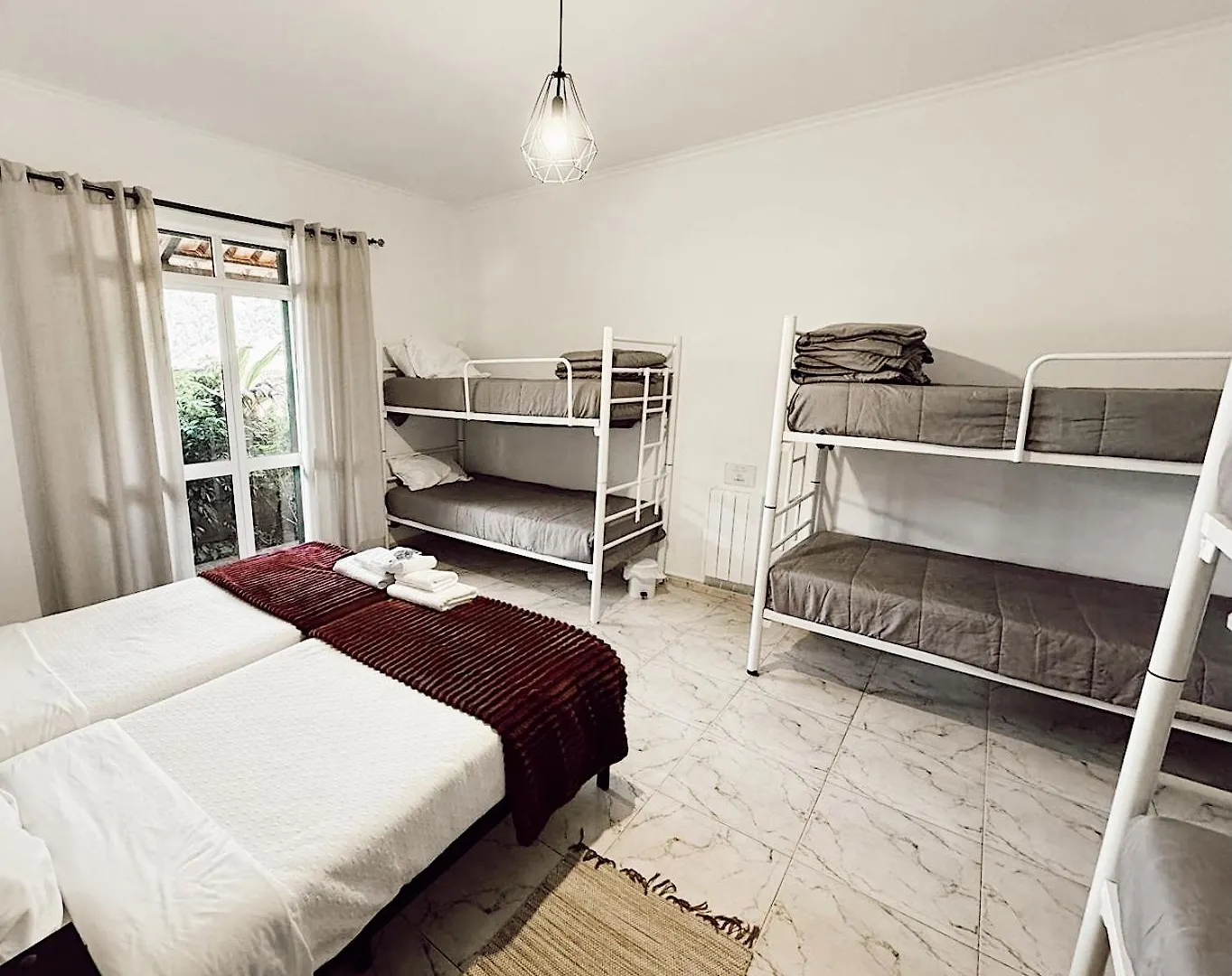 Gardens Guest House Sao Vicente